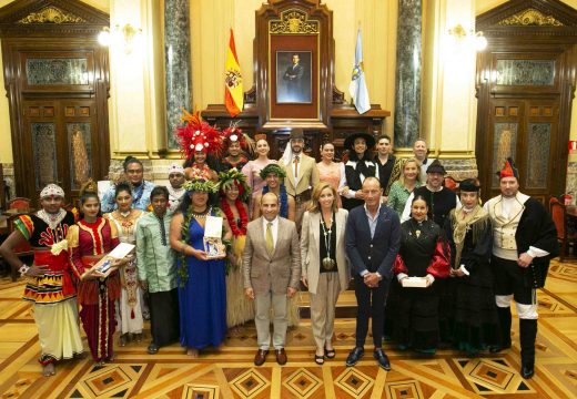 O Concello recibe os grupos do Festival de Folclore Internacional